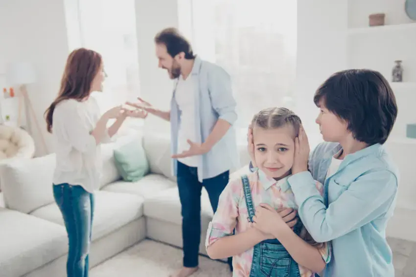 Ce sunt familiile disfuncționale și cum pot părinții să prevină consecințele?